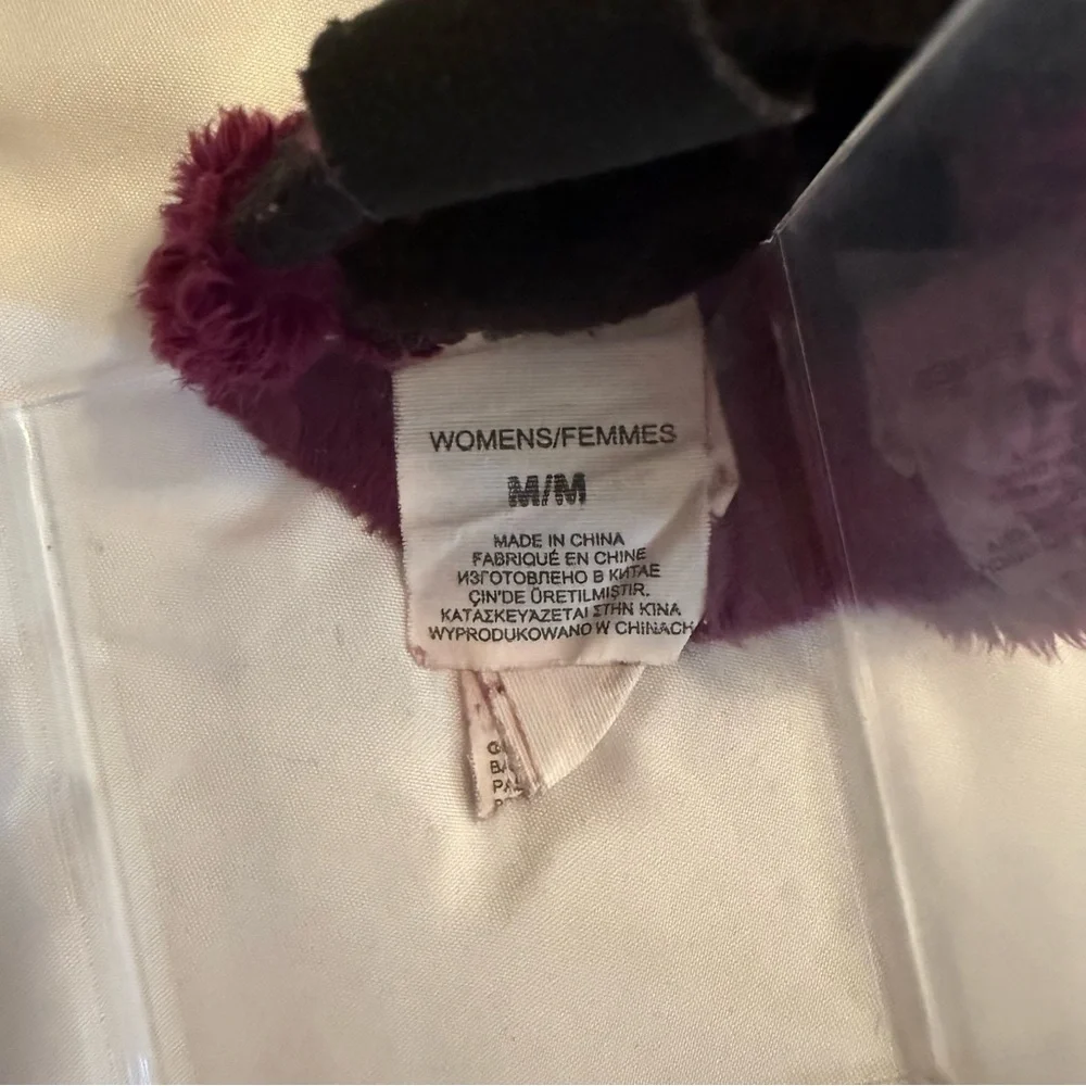 EUC The North Face Osito Gloves - Picture 3 of 5